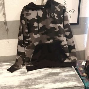 NEW Camo westy med men's hoodie